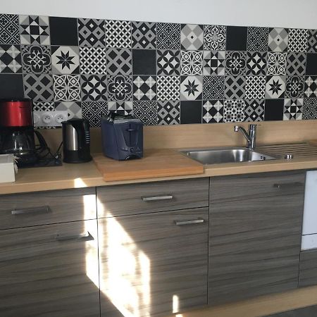 Appartement T2 indépendant dans maison Pugny-Chatenod Esterno foto