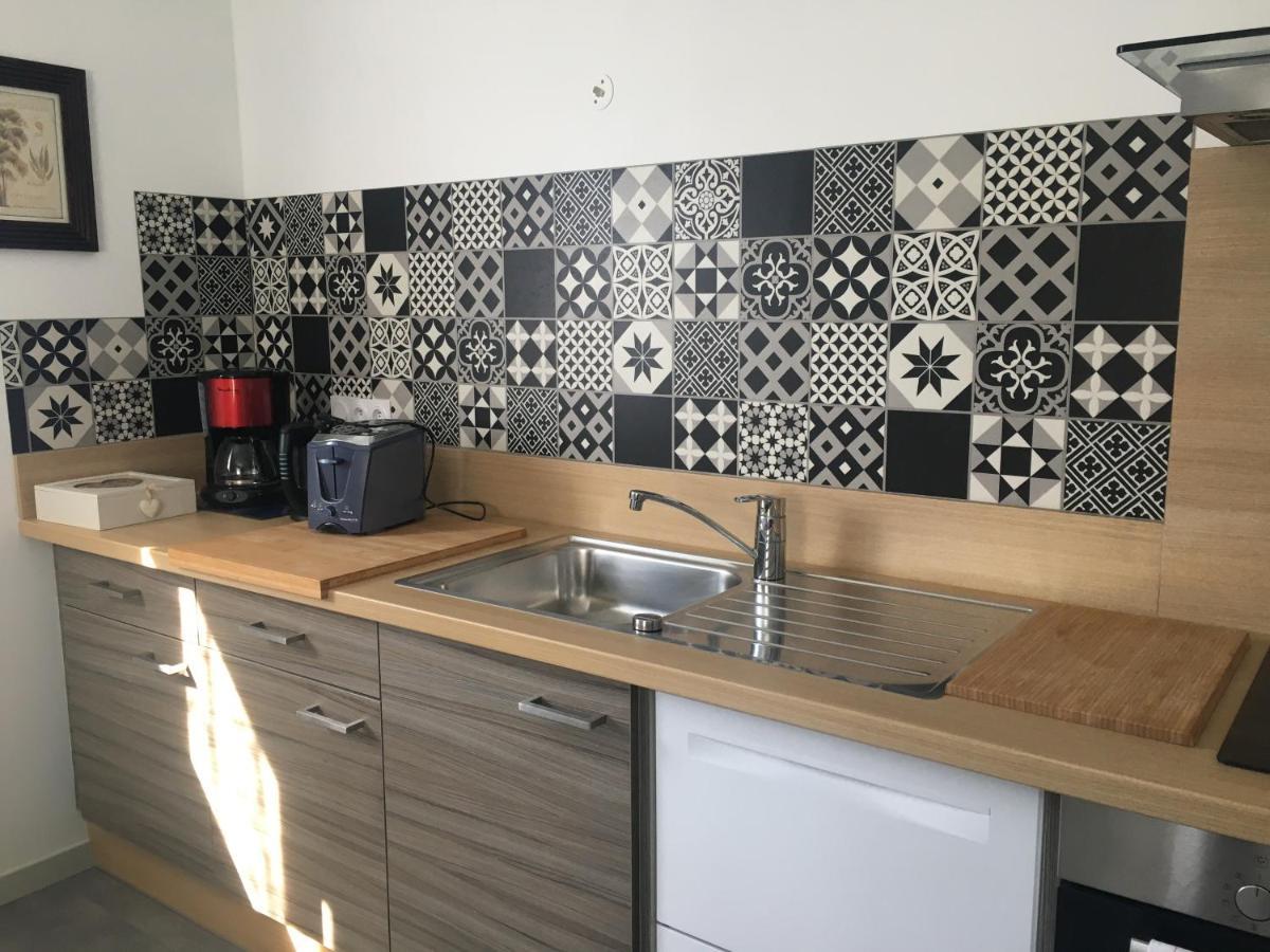 Appartement T2 indépendant dans maison Pugny-Chatenod Esterno foto
