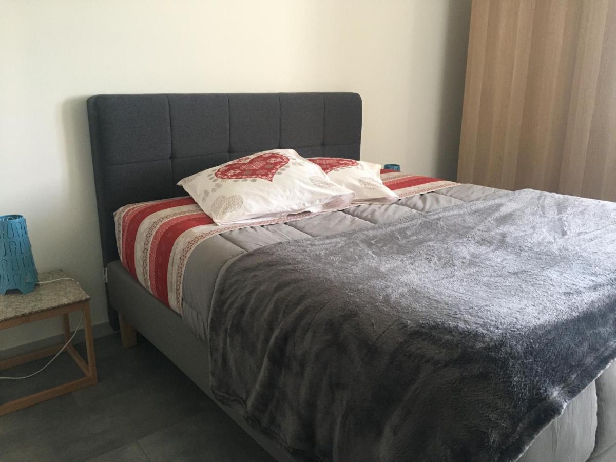 Appartement T2 indépendant dans maison Pugny-Chatenod Esterno foto