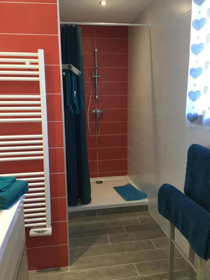 Appartement T2 indépendant dans maison Pugny-Chatenod Esterno foto